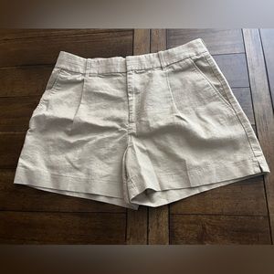 Banana Republic Factory 8